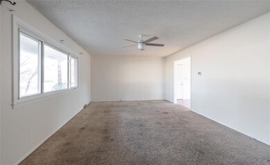 1112 E 10th St, Rolla, MO 65401 - photo 2