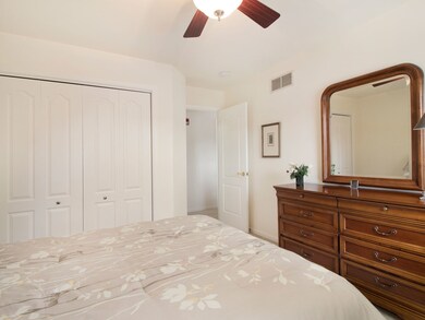 520 Timber Trail Ct, Naperville, IL 60565 - photo 7