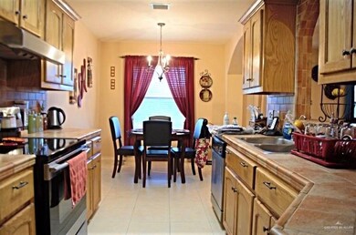 2003 Tomatillo, Weslaco, TX 78596 - photo 5