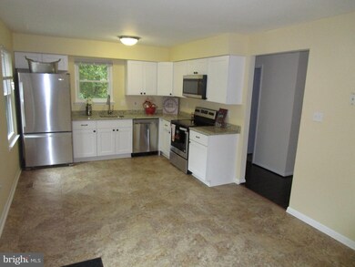 11559 Summer Oak Dr, Germantown, MD 20874 - photo 7