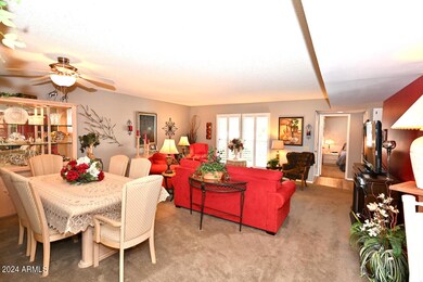 10527 W Highwood Ln, Sun City, AZ 85373 - photo 6