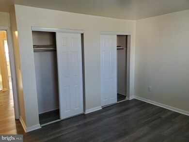 1216 W Lafayette Ave unit 2, Baltimore, MD 21217 - photo 4