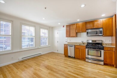 20 Thacher St unit 1, Boston, MA 02113 - photo 3