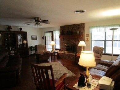 3010 Los Robles, Alamogordo, NM 88310 - photo 7