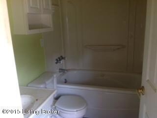 8313 Smyrna Pkwy, Louisville, KY 40228 - photo 6