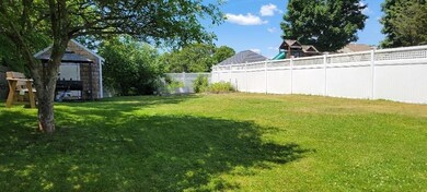 69 Salman St, West Roxbury, MA 02132 - photo 2