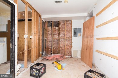 424 N Duncan St, Baltimore, MD 21231 - photo 3