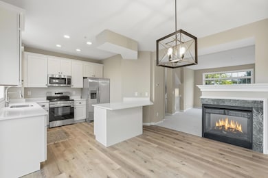 8816 Brunell Way unit 404, Inver Grove Heights, MN 55076 - photo 7