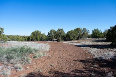 daggs circle-18