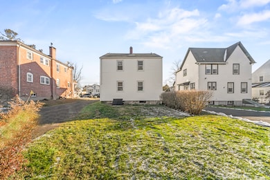 11 Roger Ave, Danbury, CT 06810 - photo 3