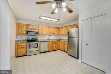 3907 Hannon Ct unit 2C, Nottingham, MD 21236 - photo 3
