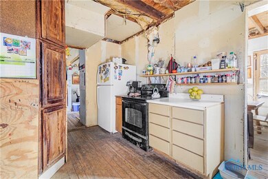 3310 137th St, Toledo, OH 43611 - photo 5