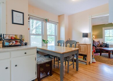 564EBridgeSt-Westbrook-07