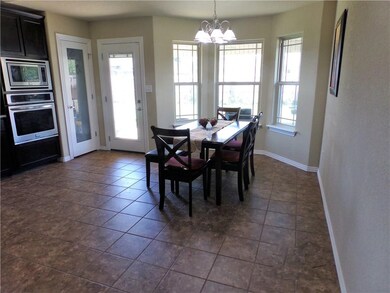 1670 Colonel Bartow Dr, Prairie Grove, AR 72753 - photo 6