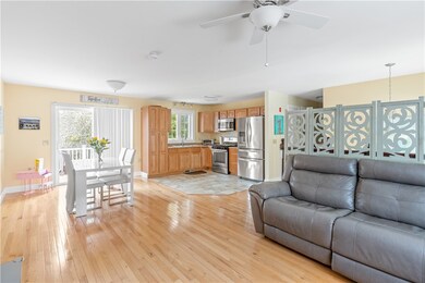 45 Oakwood Ave, Providence, RI 02909 - photo 3