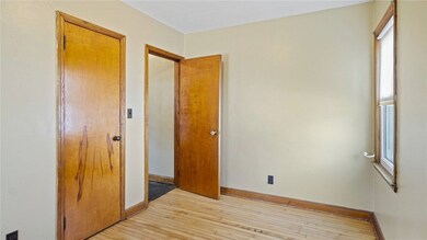 907 Ivy St, Bloomer, WI 54724 - photo 4