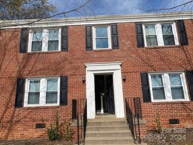 216 Harrill St, Statesville, NC 28677 - photo 3