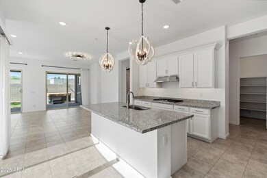 12-Kitchen