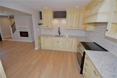 1301 Whitney Ave, Easton, PA 18045 - photo 7