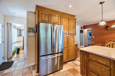 2852 Euclid Blvd, Erie, PA 16510 - photo 4