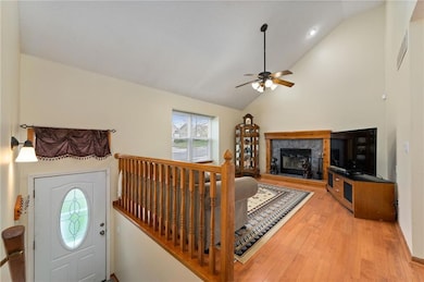 1605 Johnston Dr, Raymore, MO 64083 - photo 2