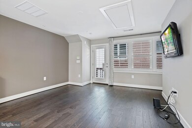 717 Mckenzie Ave, Alexandria, VA 22301 - photo 7