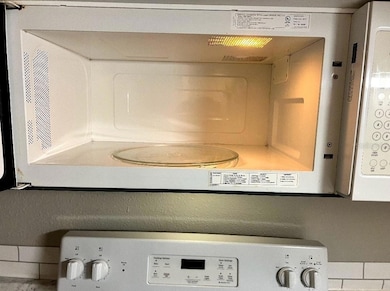 4217 S Semoran Blvd unit 4, Orlando, FL 32822 - photo 6