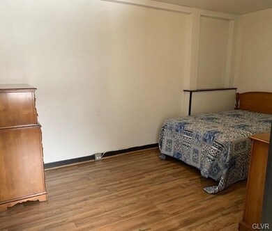 831 S Delaware Dr unit 2, Easton, PA 18042 - photo 2