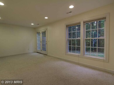 9048 Tanyard Ln, Lorton, VA 22079 - photo 3