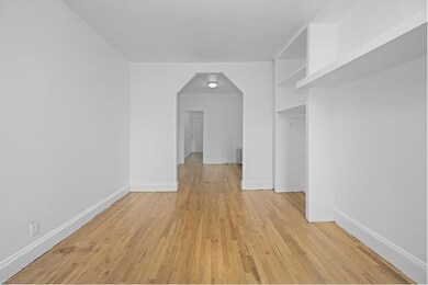 172 Delancey St unit 5A, New York, NY 10002 - photo 5