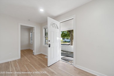 05-218-S-Hayford-Ave-Lansing-MI-48912-Wi