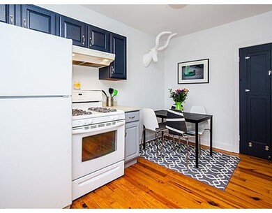 35 Chiswick Rd unit 2, Brighton, MA 02135 - photo 6