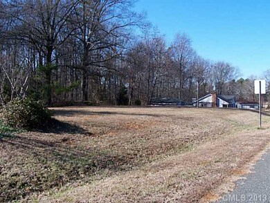 Land/Lot - Trees in back of lot