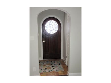 Original entryway details
