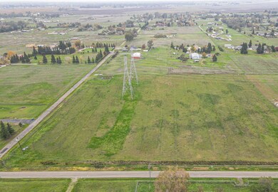 12291 Hobday Rd, Wilton, CA 95693 - photo 5