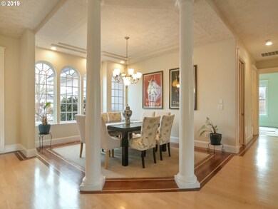 527 Pebble Beach Dr, Creswell, OR 97426 - photo 4