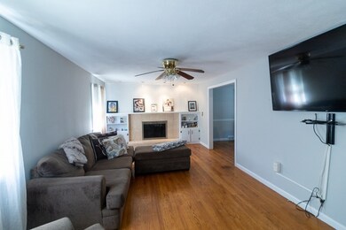 431 Rogers Ave, West Springfield, MA 01089 - photo 2