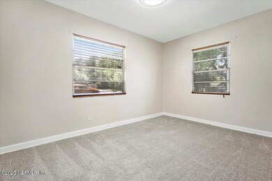 7247 Ridgeway Rd N, Jacksonville, FL 32244 - photo 5