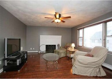 58 Hillcrest St, Waltham, MA 02451 - photo 3