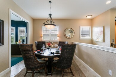 005_Dining Room