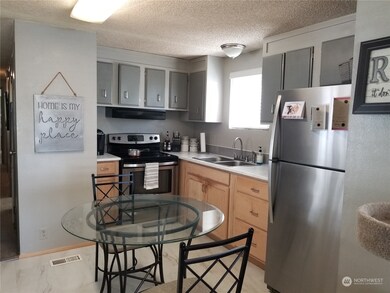 7301 NE 175th St unit 321, Kenmore, WA 98028 - photo 4