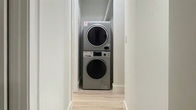 unlisted-address, Crystal Lake, IL 60014 - photo 6