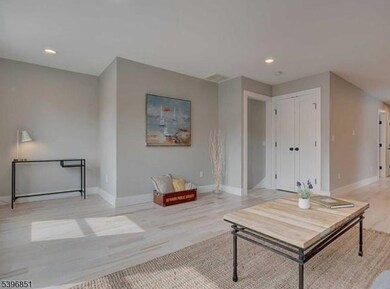 81 Mission St unit 2, Montclair, NJ 07042 - photo 7