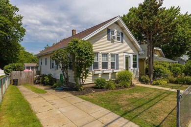 138 Lasell St, West Roxbury, MA 02132 - photo 2