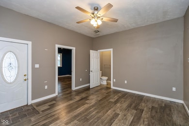 1427 Pearl St, Columbus, IN 47201 - photo 5