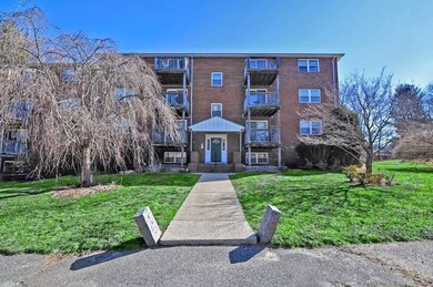 54 Burnap Rd unit 4, Holliston, MA 01746 - photo 2