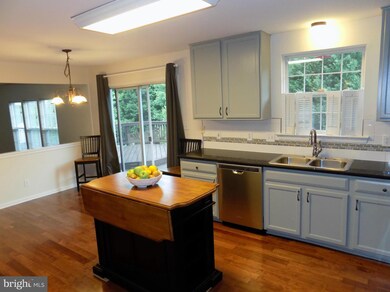 7 New Brunswick Ct, Stafford, VA 22554 - photo 3