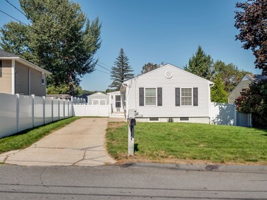 48 Pennichuck St, Nashua, NH 03064 - photo 2