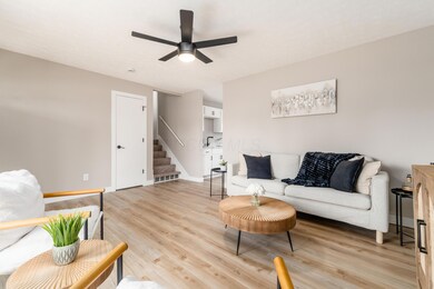 861 Aladdin Ct, Columbus, OH 43207 - photo 6