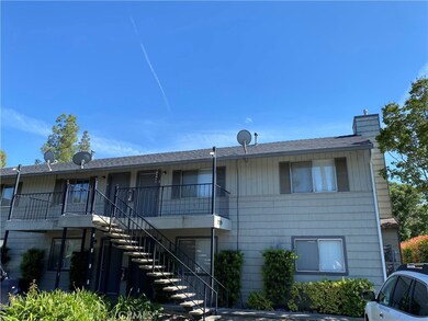 2375 Notre Dame Blvd unit 4, Chico, CA 95928 - photo 2